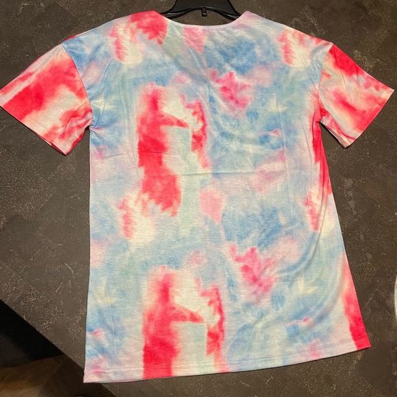 🆕 Tie Dye Shirt w/Strap at Neckline - Picture 6 of 6